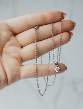-Round Brilliant Diamond Solitaire Platinum Necklace