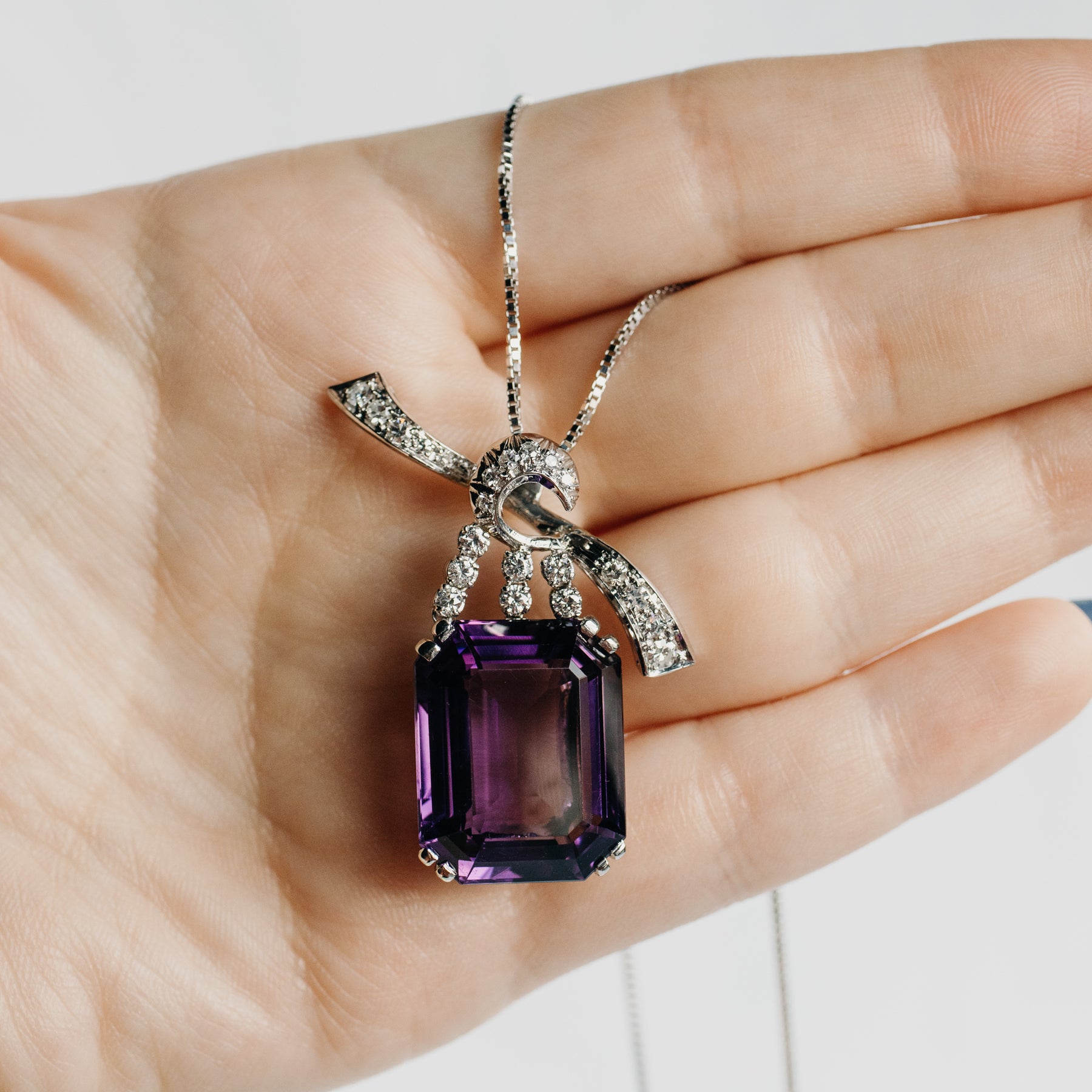 Vintage 18K White Gold Amethyst and Natural Diamond Pendant Necklace