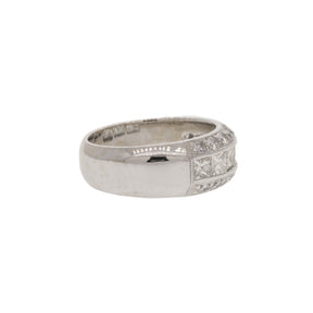Three-Line Round Brilliant and Princess Cut Diamond Ring