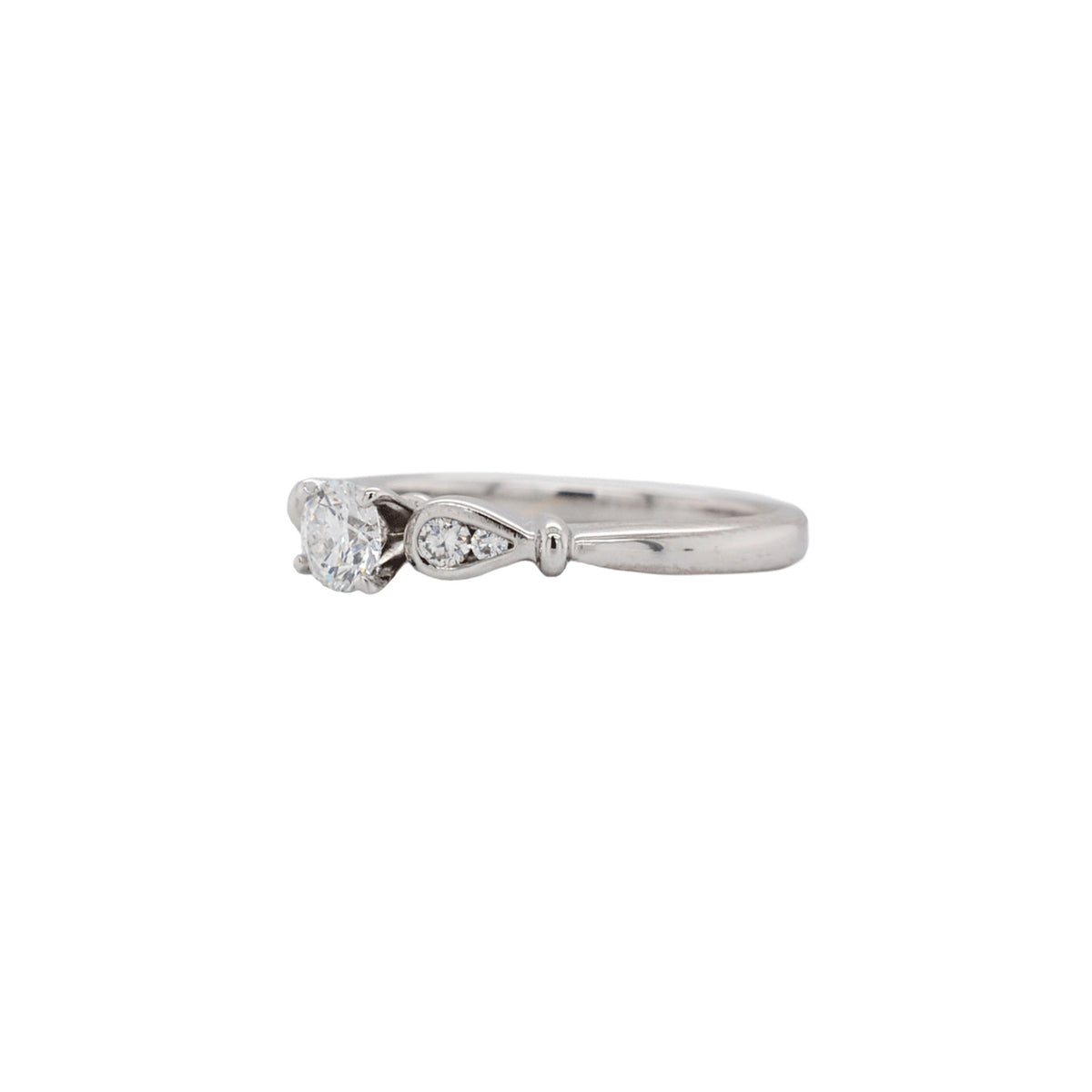 Five Stone Round Brilliant Cut Dainty Diamond Engagement Ring